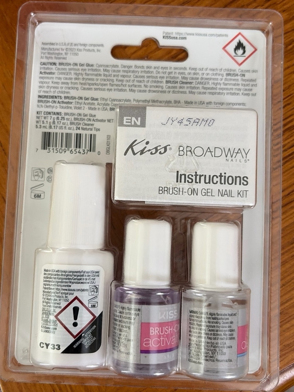 Kiss Brush-On Gel Nail Kit – White & Lilac